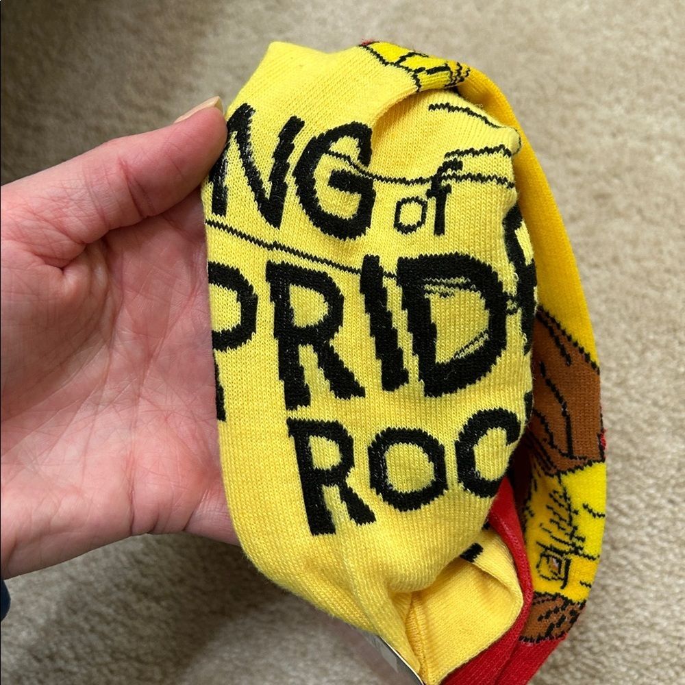 Novelty Crew Socks - Simba of The Lion King New One Size Fits Most - Picture 5 of 7